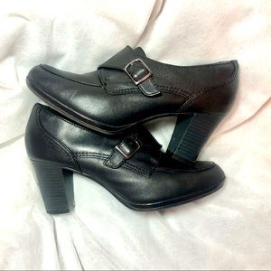 Women’s Clark’s Collections Square Heel Size 7.5